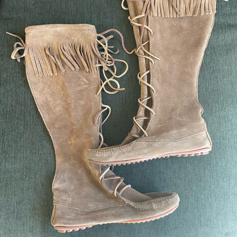Minnetonka Leather Fringe Lace Up Western Boots